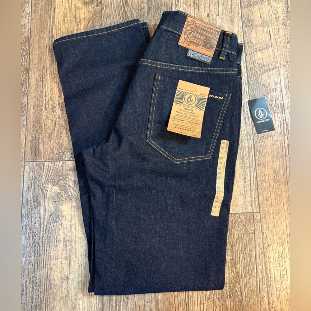 Volcom Solver Men's Straight Fit Jeans - Deep Indigo size 28 x 32 - Picture 2 of 12